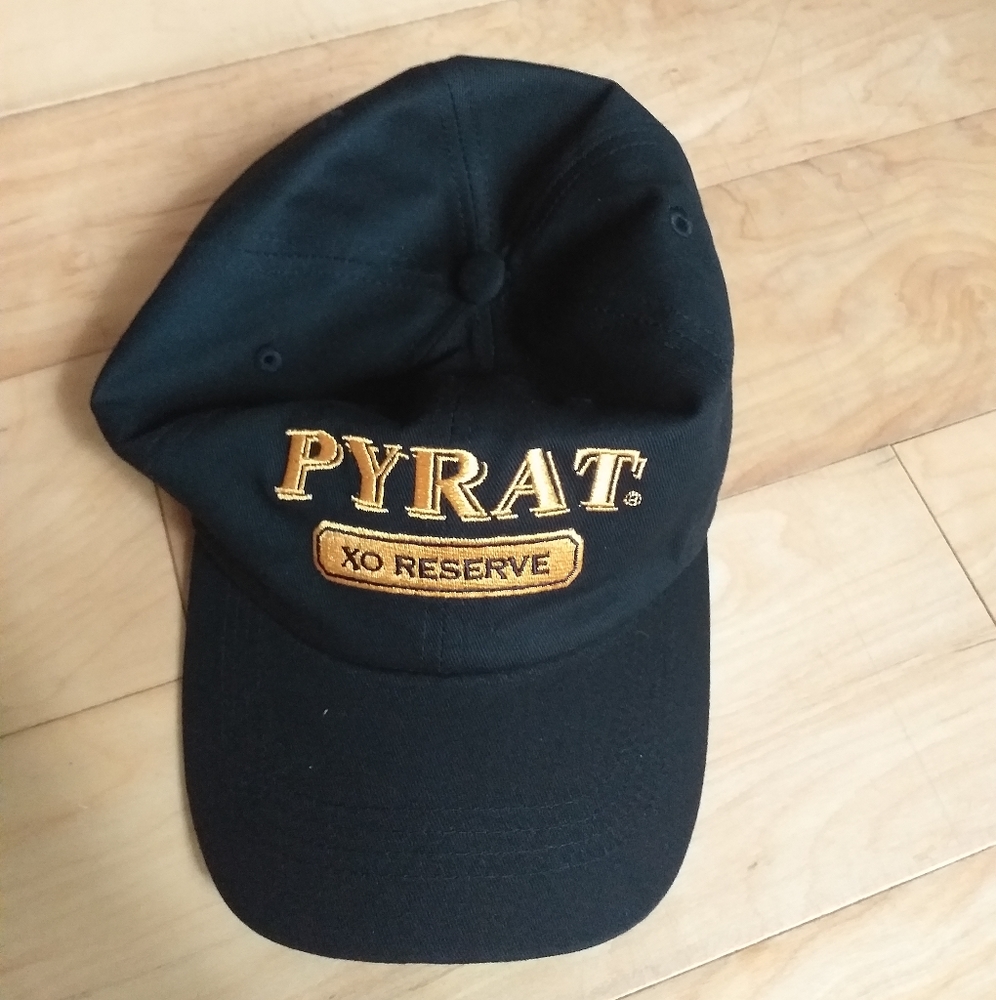 NWOT Pyrat Society Hat